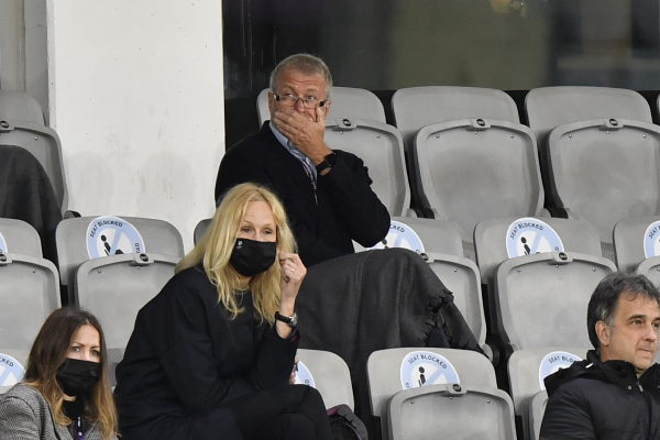 H Βρετανία θα μεταφέρει 2,5 δισ. λίρες από μετρητά του Αμπράμοβιτς στο ταμείο της Ουκρανίας