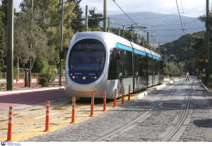 Αλλαγές στα δρομολόγια του τραμ το Σάββατο λόγω αγώνα