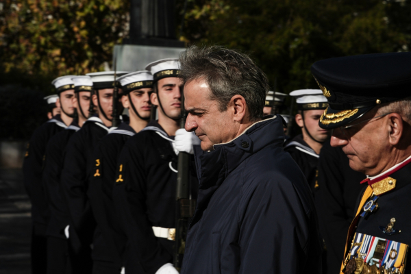 Τα πέντε φόβητρα του Μητσοτάκη για τις αρχές του 2026