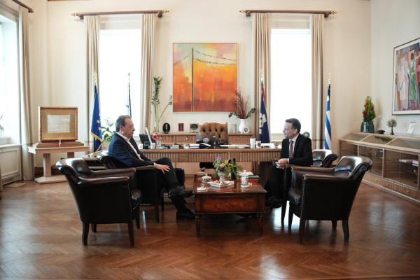 Τα 10' που έμειναν μόνοι Φάμελλος και Δούκας - Τι είπαν;