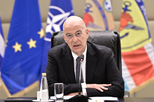 Επίσκεψη Δένδια σε Κατάρ και Αυστραλία
