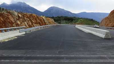 Στην κυκλοφορία την Παρασκευή τα πρώτα 20 χιλιόμετρα της Ολυμπίας Οδού