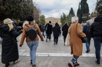 Καιρός: Τσουχτερό κρύο, βροχές, χιόνια και θυελλώδεις άνεμοι - Τι ισχύει για Αττική