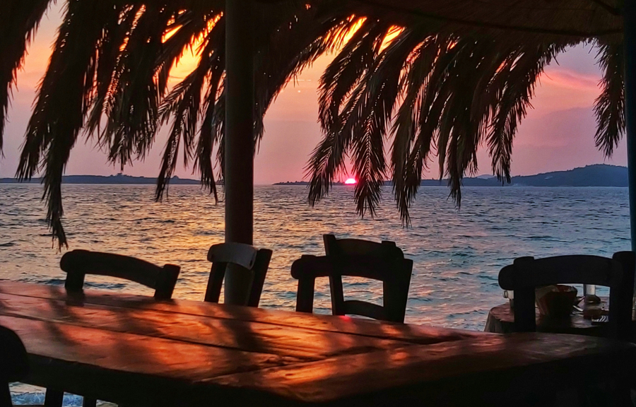Πανικός σε beach bar της Χαλκιδικής μετά από πυροβολισμούς
