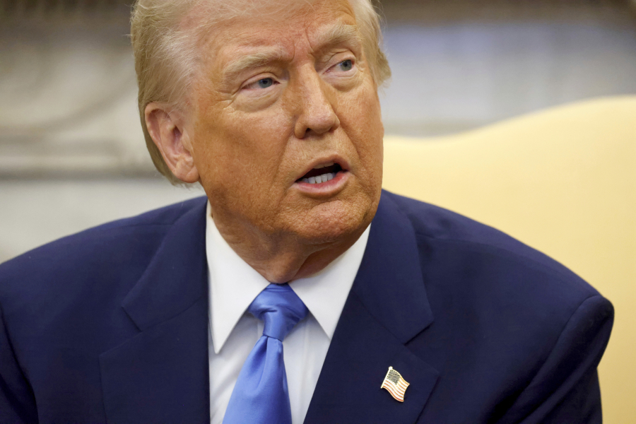 Ludovic Marin/Pool via AP