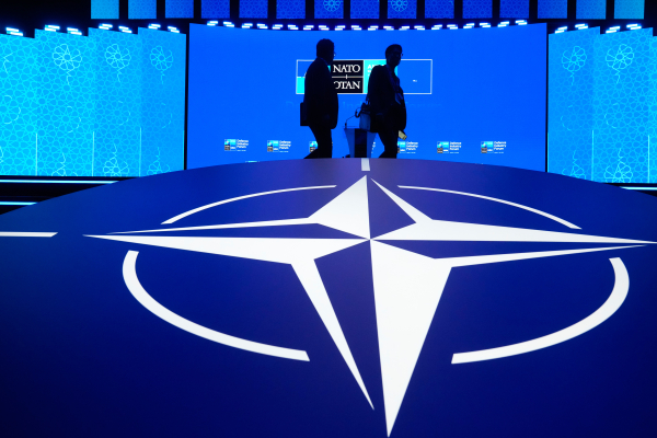 Έκτακτη σύγκληση του ΝΑΤΟ για τις επιθέσεις drones κατά εμπορικών πλοίων στη Μαύρη Θάλασσα