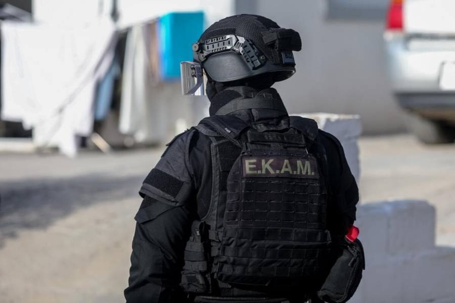 Greek mafia: 23 συλλήψεις μπράβων για εμπρησμούς, πυροβολισμούς, μαχαιρώματα και εκρήξεις