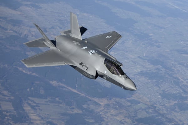 Και εντός της ευρωπαϊκής άμυνας και F-35 και όπλα από τους ευρωπαίους εταίρους