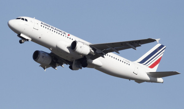 Συναγερμός για πτήση της Air France: Εξέπεμψε σήμα κινδύνου - Αναγκαστική προσγείωση για το αεροσκάφος