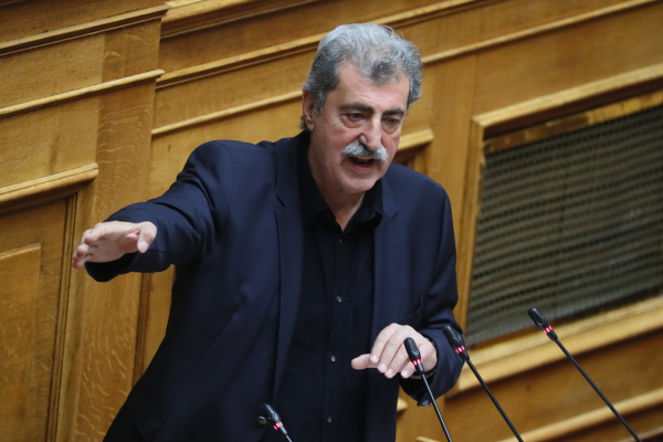 Παύλος Πολάκης: Η πρώτη δημόσια επίθεση εναντίον του Φαραντούρη