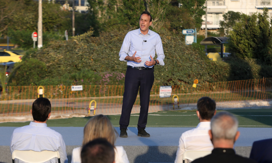 Τέλος στα σενάρια για την Περιφέρεια Αττικής: Υποψήφιος στον Δήμο Γλυφάδας ο Γιώργος Παπανικολάου