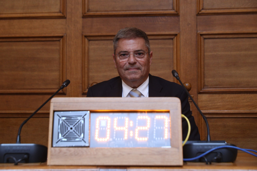 Απροθυμία κορυφαίων στελεχών και για την Προανακριτική