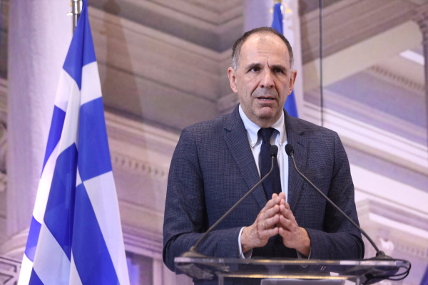 ΥΠΕΞ για ημέρα μνήμης Ολοκαυτώματος: Καθήκον όλων να διατηρηθεί η συλλογική μνήμη