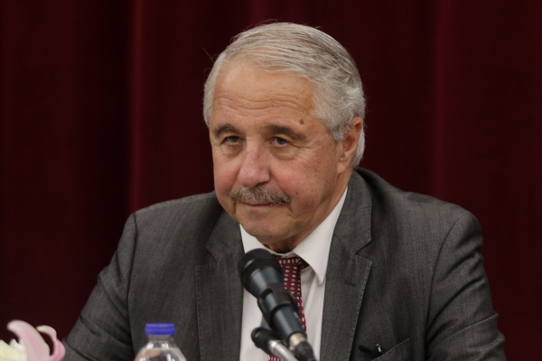 Ο Γιάννης Μανιάτης εξηγεί γιατί δεν τάσσεται υπέρ της συνεργασίας με τη ΝΔ