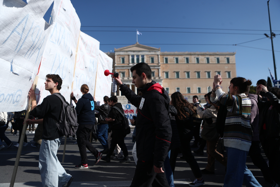 Στον αγώνα οι φοιτητές την Πέμπτη κατά των ιδιωτικών πανεπιστημίων - Στο πλευρό τους η ΑΔΕΔΥ