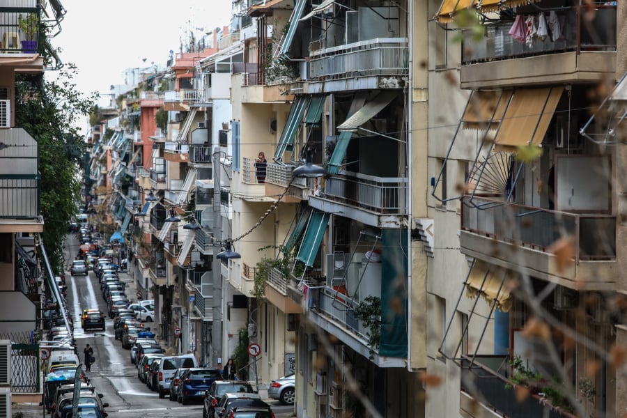 Στο τραπέζι κατάργηση του ΕΝΦΙΑ για 1,5 εκατ. ιδιοκτήτες - Πόσο «πέφτει» ο φόρος από ενοίκια