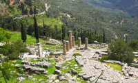 6 λόγοι για να πάτε μια μονοήμερη εκδρομή στους Δελφούς