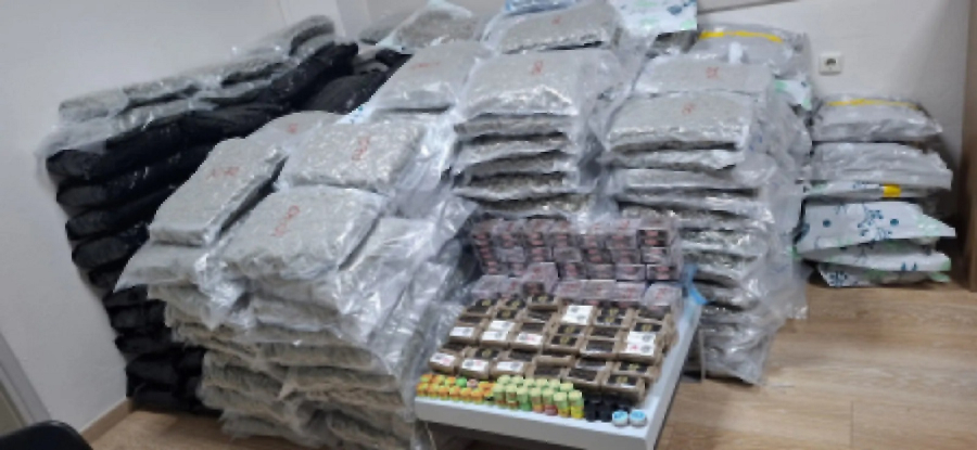 Ηγουμενίτσα: Οι κύβοι μαγειρικής έκρυβαν 364 κιλά κατεργασμένης και ακατέργαστης κάνναβης