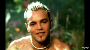 Πέθανε ο frontman των Crazy Town: Αγαπήθηκε στα 00s με την επιτυχία «Butterfly»