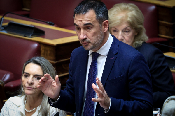 Χαρίτσης: Η όποια σύγκλιση δεν μπορεί να γίνει με λογικές ηγεμονισμού