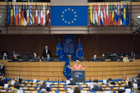 Κομισιόν: Τα βασικά σενάρια για το ελληνικό χρέος