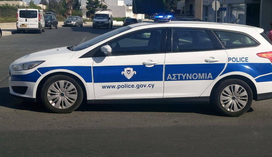 Γυναικοκτονία στην Κύπρο: Μαχαίρωσε τη 40χρονη σύζυγό του και την έριξε από μπαλκόνι