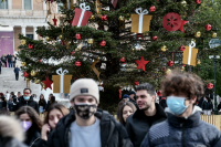 Τι φέρνει το 2022 για τους ανεμβολίαστους - Η βεντάλια των μέτρων που θ' ανοίξει η κυβέρνηση (βίντεο)