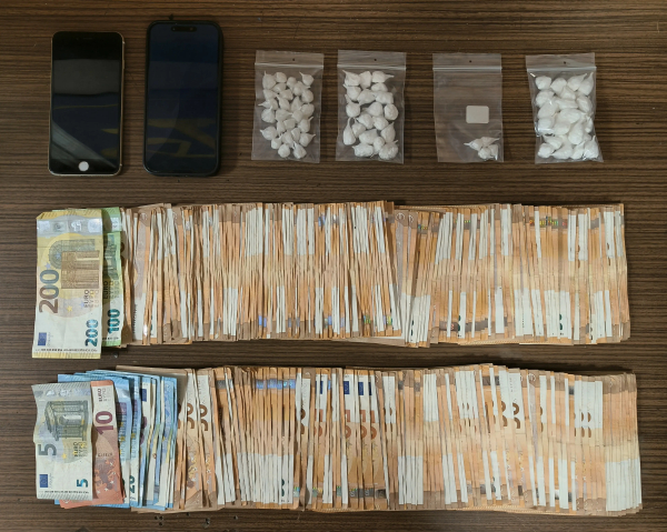 Συνελήφθη 37χρονος στο κέντρο της Αθήνας για διακίνηση κοκαΐνης