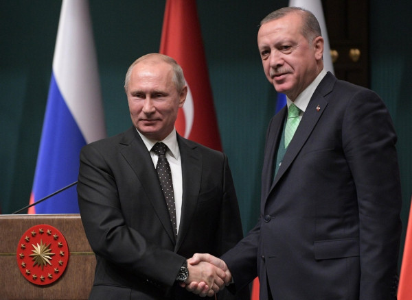 14 ΥΠΕΞ της ΕΕ καλούν Πούτιν και Ερντογάν σε αποκλιμάκωση στην Ιντλίμπ