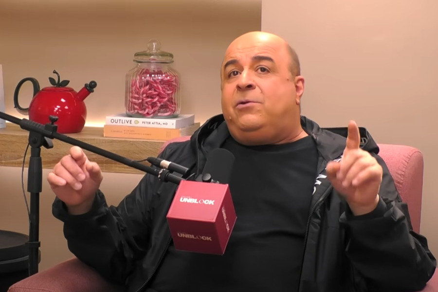 Μάρκος Σεφερλής: «Μου λένε παιδιά, ότι τα έχω σώσει από την αυτοκτονία» (Βίντεο)