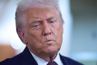 «Εχθρός της Ευρώπης» ο Τραμπ, σύμφωνα με δημοσκόπηση σε 7 ευρωπαϊκές χώρες