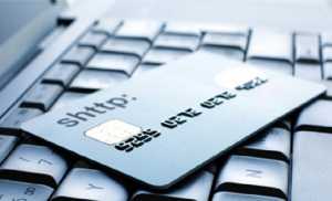 Μείωση στις προμήθειες των τραπεζών για e-banking και εμβάσματα ζητά η ΕΣΕΕ