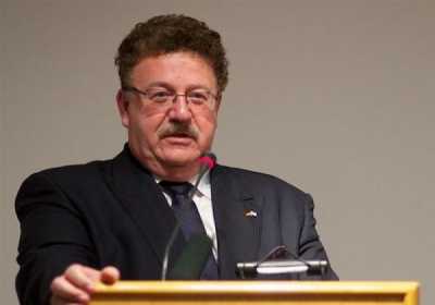 Φούχτελ: Mαζί με τους Ελληνες μπορούμε να ισχυροποιήσουμε την Ελλάδα