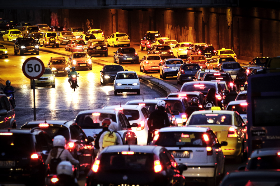 ΑΑΔΕ: Νέα προθεσμία για απαλλαγή τελών κυκλοφορίας λόγω αναπηρίας