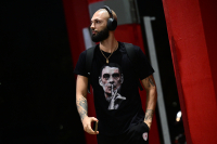 Η μπλούζα του Φουρνιέ που «τρέλανε» τους φίλους του Ολυμπιακού