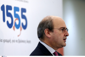 Χατζηδάκης: «Στο 1555 κάλεσε η μισή Ελλάδα» - Ξεπέρασαν τα 5 εκατ. οι απαντημένες κλήσεις