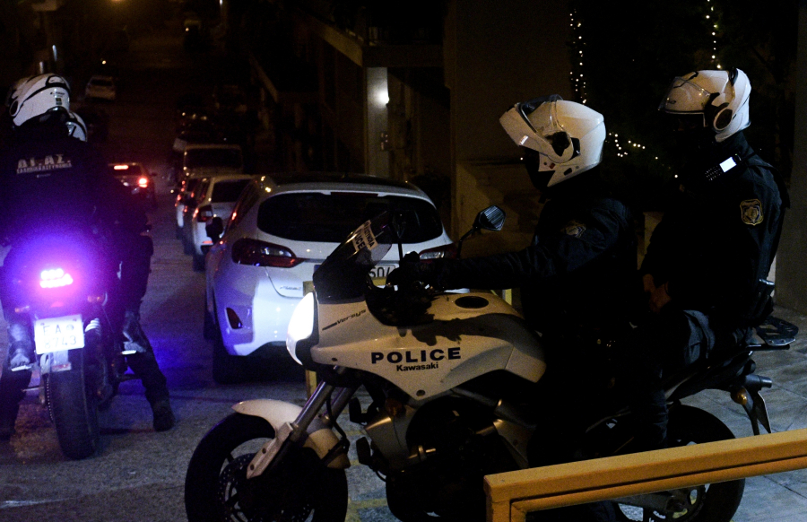 Κιάτο: Εντοπίστηκε οπλοστάσιο με πάνω από 100 όπλα - Συνελήφθη απόστρατος της Πολεμικής Αεροπορίας