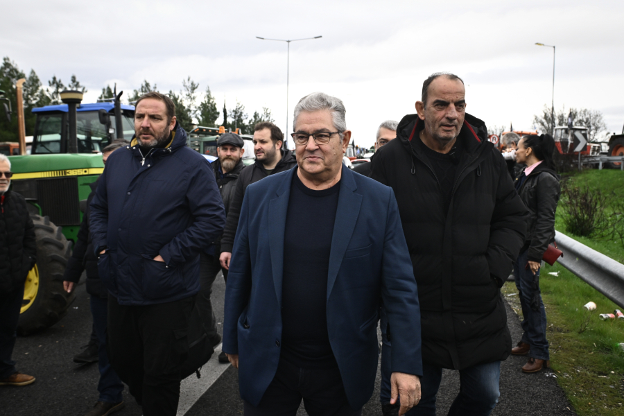 Δημήτρης Κουτσούμπας προς αγρότες: Στηρίζουμε τον αγώνα σας, χωρίς ναι μεν αλλά, χωρίς αστερίσκους