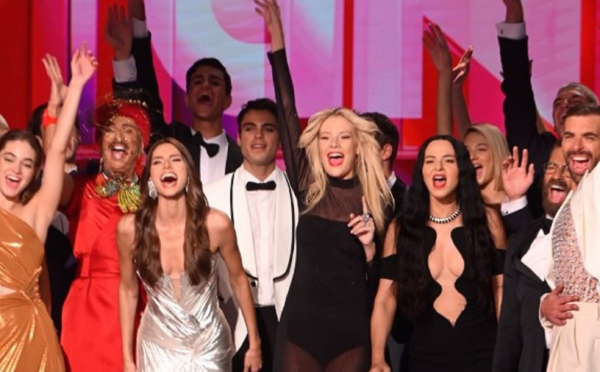 GNTM 6 – Τελικός: Η Ξένια κατέκτησε τον τίτλο της χρυσής νικήτριας