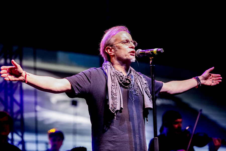 «Ενώπιος Ενωπίω»: Ο Μίλτος Πασχαλίδης μιλά για τη ζωή του στον Νίκο Χατζηνικολάου