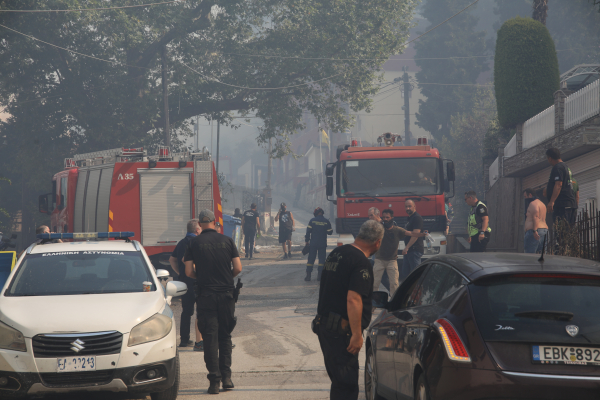 Νεκρός από τη μεγάλη φωτιά στο Δερβένι Θεσσαλονίκης - Διπλό «112»