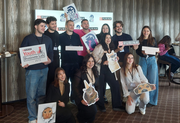 Η Purina® δίπλα στους νέους κτηνιάτρους από τα πρώτα τους επαγγελματικά βήματα