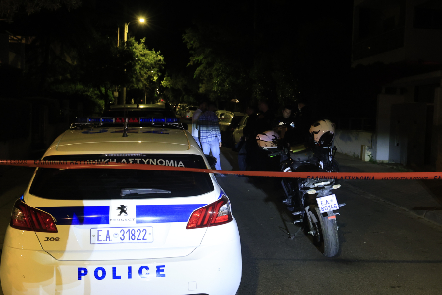 Χολαργός: 57χρονος πιλότος πυροβόλησε τη σύζυγό του και αυτοκτόνησε - Η κοινή αγάπη για την σκοποβολή και το κίνητρο