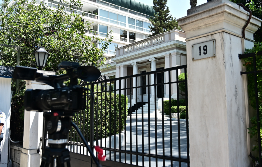 Ο ΟΠΕΚΕΠΕ, η ΔΕΘ και οι δημοσκοπήσεις- Τι φοβίζει το Μαξίμου