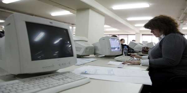 Ανοιγει ο διάλογος για την άρση της μονιμότητας στο δημόσιο