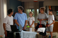 «Τρομεροί γονείς»: Η οικογενειακή κωμωδία κάνει πρεμιέρα με διπλό επεισόδιο!