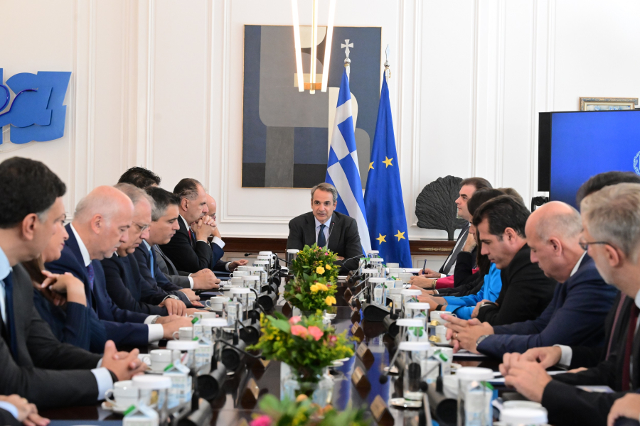 Το κλίμα στο υπουργικό ήταν... αισιόδοξο!