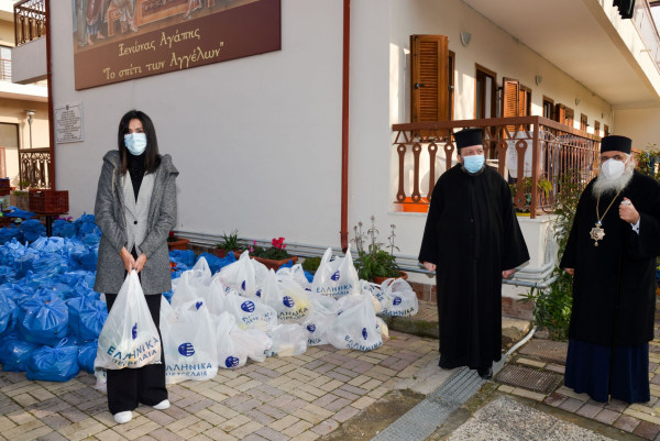 Τα ΕΛΠΕ στηρίζουν το Χριστουγεννιάτικο τραπέζι 500 οικογενειών στη Δυτική Θεσσαλονίκη