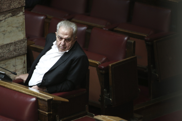 Αλέκος Φλαμπουράρης: Το ιατρικό ανακοινωθέν για τον θάνατό του