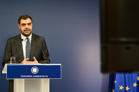 Να σβήσει τη «φωτιά» Άδωνι μετά τα «καρφιά» για Δένδια επιχειρεί το Μαξίμου: Δεν υπάρχει διγλωσσία